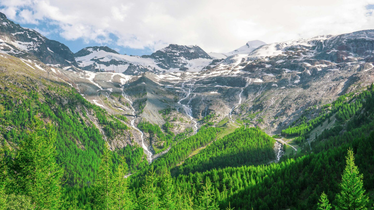 Le zone di montagna ticinesi e svizzere, tra i rischi odierni e quelli del futuro